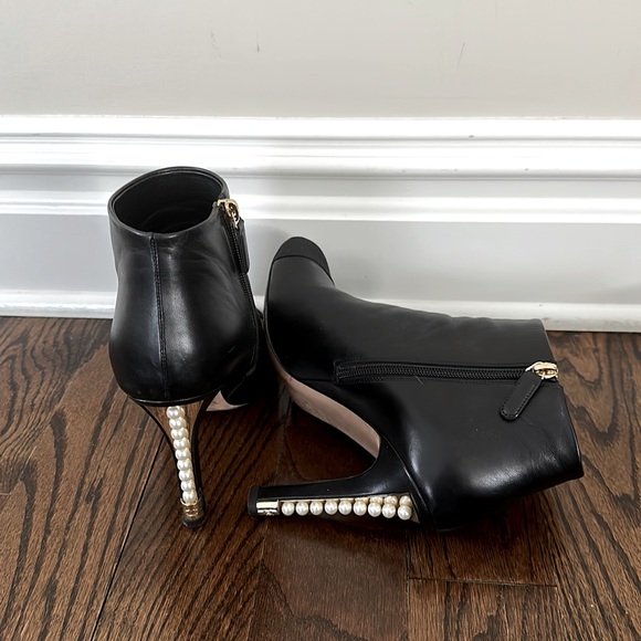 CHANEL 2017 Faux Pearl Accents Boots Size: 11 | IT 41 - Picture 10 of 16